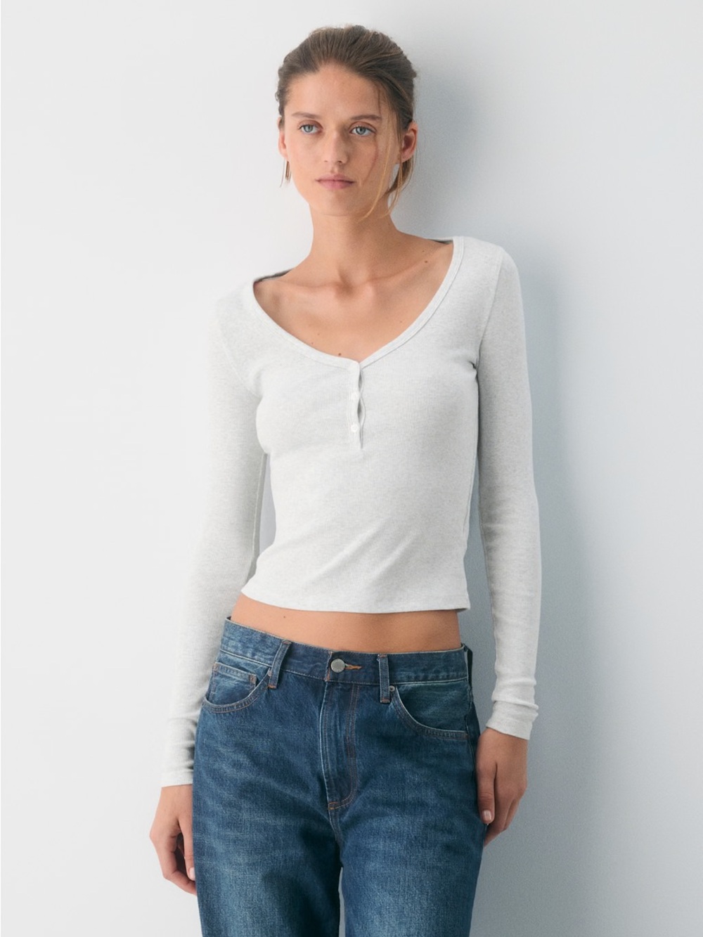 Aritzia top